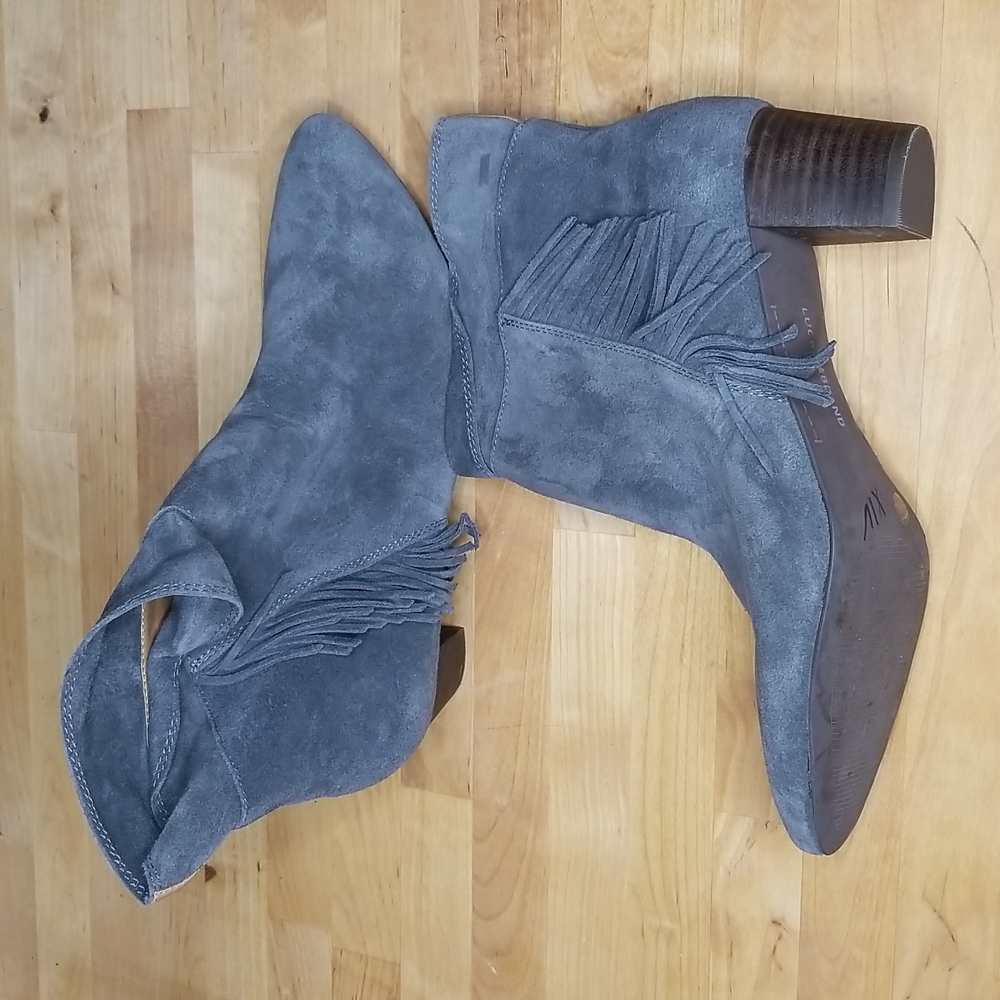 Lucky Brand gray ankle boot size 10